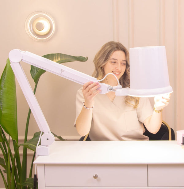 Biurkowy pochłaniacz pyłu manicure pedicure S1 80W - Studio Bay